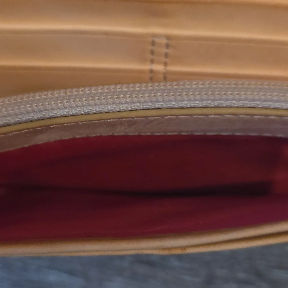 Coach HAMPTONS 10TH ANNIVERSARY ARCHIVE EDITION VACHETTA AND CANVAS 2 PC SET - Picture 10 of 14